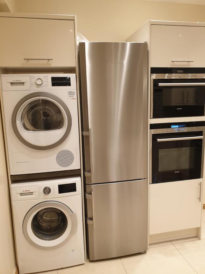 London Luxury Apartments 5 Min Walk From Ilford Station, With Free Parking Free Wifi Exterior photo