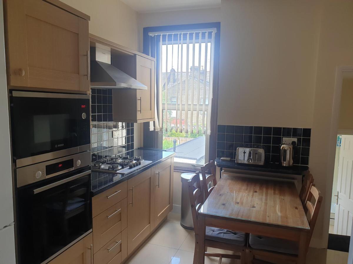 London Luxury Apartments 5 Min Walk From Ilford Station, With Free Parking Free Wifi Exterior photo